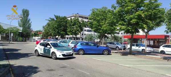 Detenidos un joven de 18 años y un menor de 16 por robar con violencia un patinete eléctrico en Azuqueca