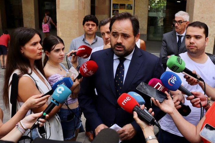 Núñez se suma a la denuncia de Satse sobre el cierre de camas en hospitales y advierte de que el COVID está 'repuntando'