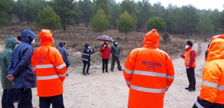 C-LM destina 350.000 euros a dotar de uniformes y medios materiales a 142 agrupaciones de Protección Civil de la región