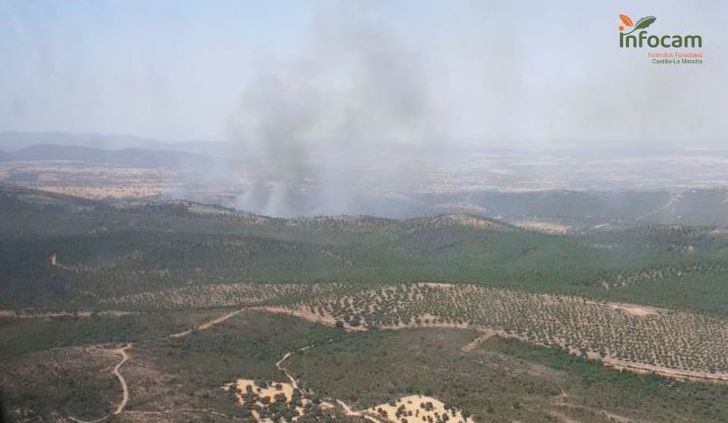 Desciende a nivel 0 el incendio de Malagón (Ciudad Real) aunque aún no ha sido controlado