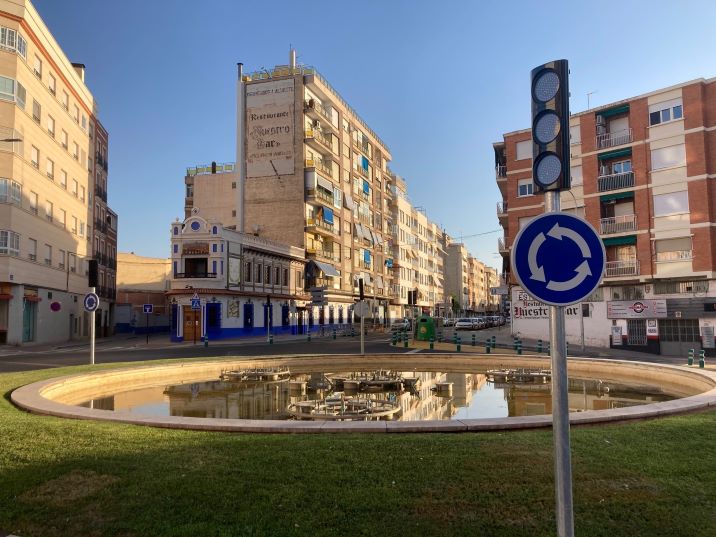 La rotonda de la Plaza Alberto Mateos de Albacete está desde este jueves regulada por semáforos