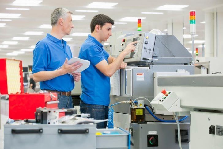 Junta comprará con 1,45 millones de euros material tecnológico para los centros que imparten Formación Profesional