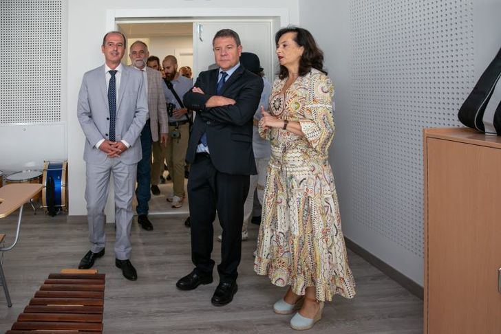 Page se compromete a mantener contrataciones sanitarias por el COVID y ofertar 2.200 plazas el próximo mandato