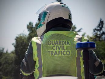 La Guardia Civil investiga a un varón por conducir a más de 200 km/h en San Clemente (Cuenca)