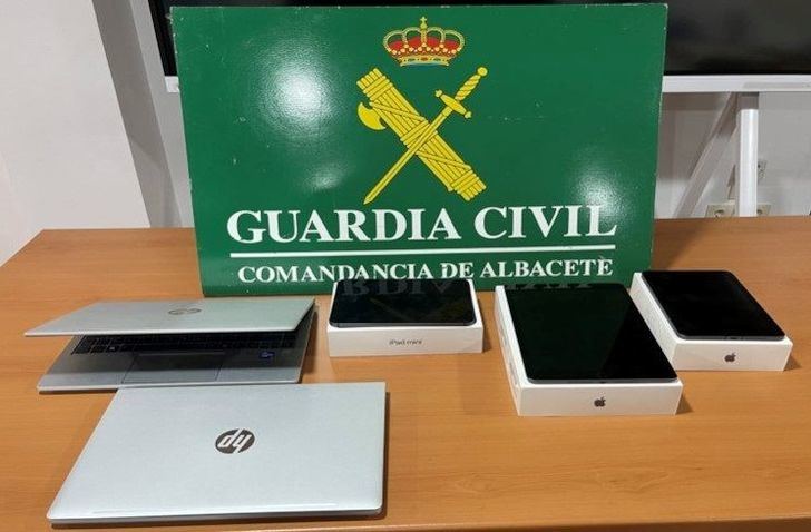 Detenido en Albacete por hurtar de la empresa en la que trabajaba dos ordenadores y tres tablets y revenderlos