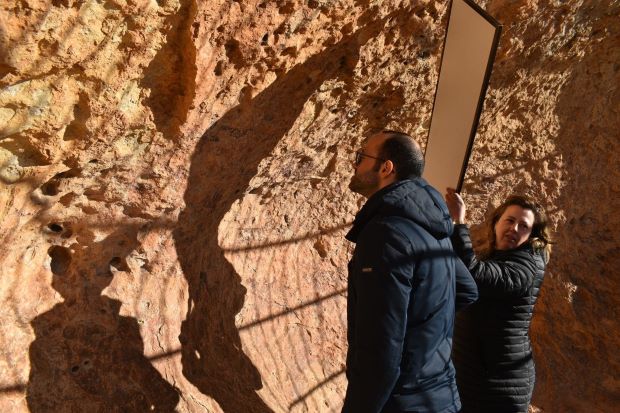 Las pinturas rupestres de la Cueva de la Vieja de Alpera recuperan su esplendor gracias a la actuación de la Diputación