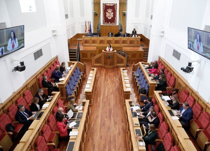 La Ley de Atención Temprana de C-LM recibe el apoyo unánime de los grupos parlamentarios en las Cortes