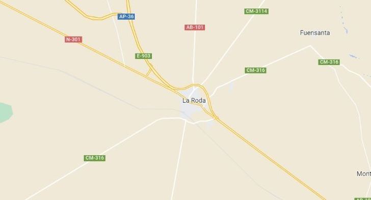 Fallece un hombre tras volcar el camión que conducía en la A-31 en La Roda (Albacete)