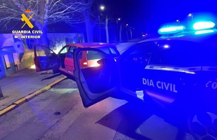 Detenido en Almansa tras robar en el Ecoparque y un coche, que acabó siniestrado tras una persecución policial