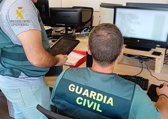 La Guardia Civil detiene a 11 personas en Madrid y Toledo en dos operaciones por estafas en Internet