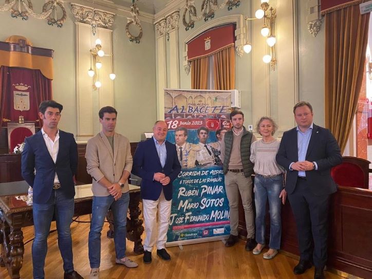 Rubén Pinar, Mario Sotos y José Fernando Molina lidiarán el 18 de junio la LI corrida a beneficio de Asprona en Albacete