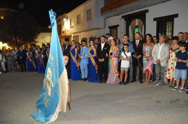 El ciclista Roque de la Cruz, testigo de honor del arranque de las fiestas de Cenizate (Albacete)