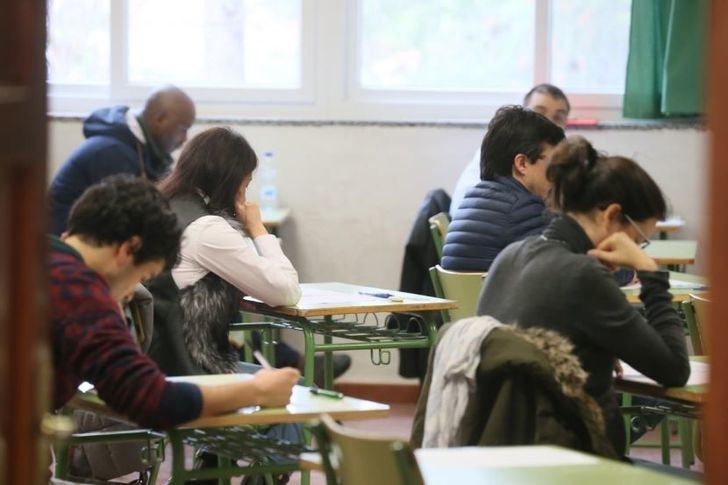 Más de nueve mil opositores podrán examinarse en C-LM para optar a 615 plazas de promoción interna y personal laboral