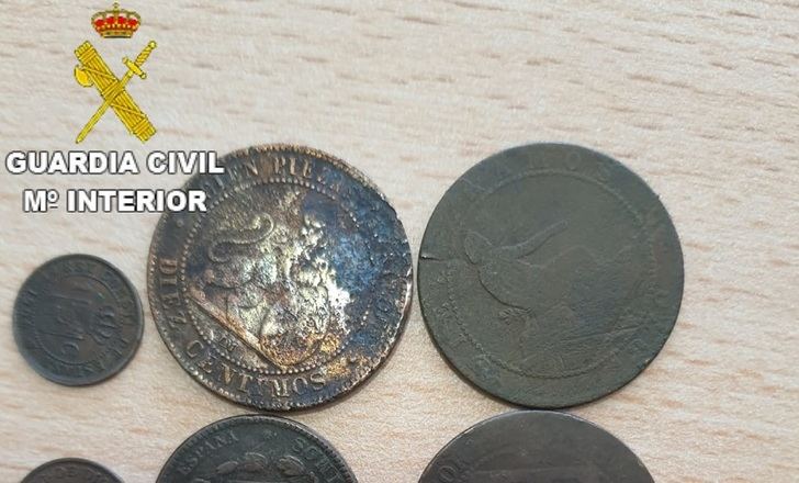 Investigado en Cuenca por poner a la venta online 34 monedas antiguas expoliadas