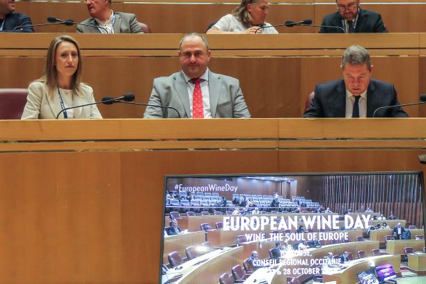 García-Page hace una llamada a la 'unidad' del sector vitivinícola para tener una voz común sobre el vino en Europa