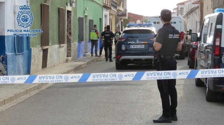 Liberan en Manzanares a tres mujeres obligadas a prostituirse 24 horas al día en condiciones insalubres