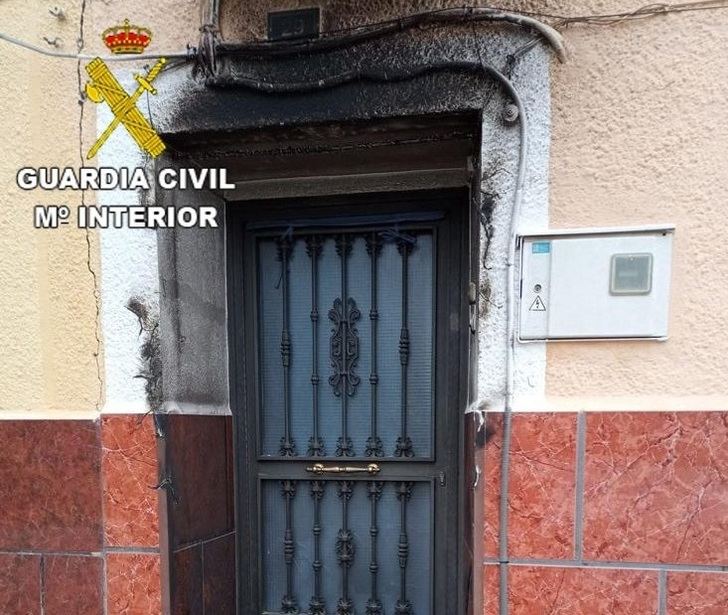 Detenido un varón con antecedentes por dañar coches y quemar cortinas de puertas de casas en Yepes (Toledo)