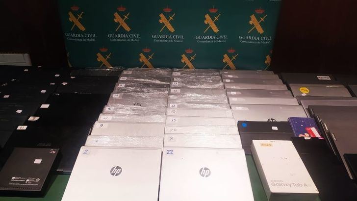 Cae una banda que robaba equipos informáticos en colegios de Madrid y de C-LM