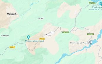 Un hombre fallece y otro resulta herido tras caer con un turismo por un terraplén de 70 metros en Yeste
