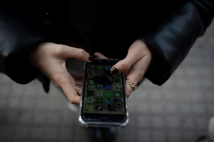 Investigados 8 menores por distribuir pornografía infantil en un grupo de WhatsApp por la provincia de Toledo