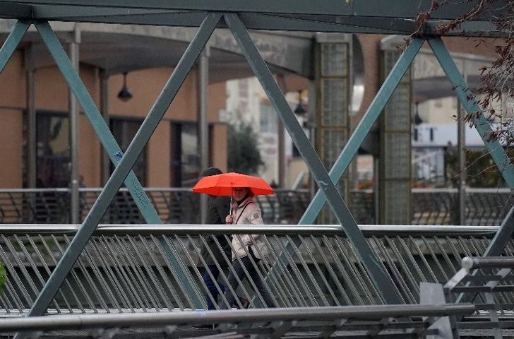 Una DANA dejará lluvias el fin de semana en el sur peninsular y la mitad norte empezará la semana con hasta 10ºC menos