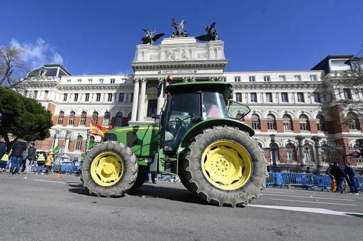 Más de 10.000 agricultores y 1.500 tractores tomarán Madrid desde C-LM y otras regiones este domingo para exigir medidas