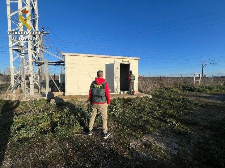 Detenidas tres personas por robar 1.200 metros de cableado eléctrico en una veintena de poblaciones de Toledo