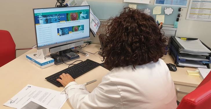 800 profesionales de Atención Integrada de Villarrobledo participan en un curso de prevención en coronavirus