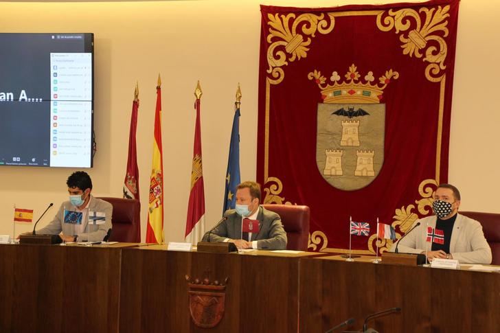 El Ayuntamiento de Albacete acoge la primera edición del Festival de la Participación Infantil