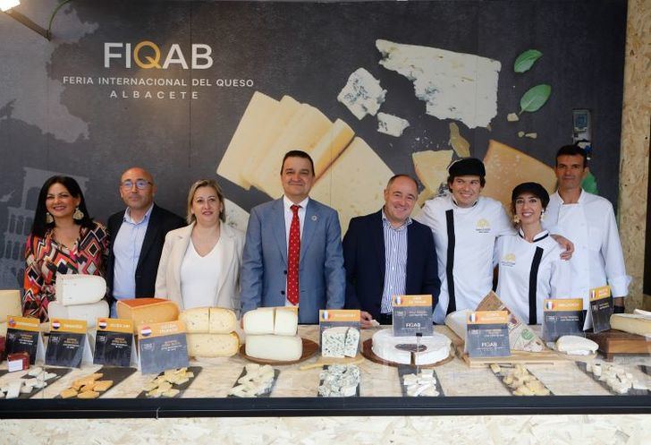Emilio Sáez destaca la aportación del sector quesero al desarrollo económico de Albacete y prevé que Fiqab “nos posicionará como destino turístico gastronómico”