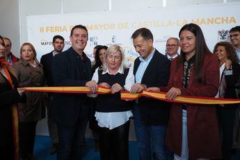 II Feria del Mayor promueve el bienestar en Albacete