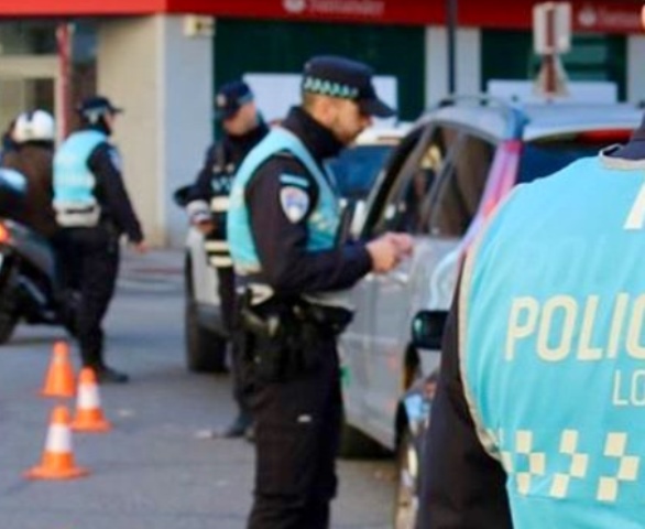  La Policía Local de Albacete participa en la campaña ‘Cinturón de seguridad y sistemas de retención infantil’