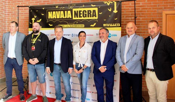 Manuel Serrano agradece a la Asociación 'Navaja Negra' que sitúe a Albacete un año más en el mapa nacional de la ciberseguridad