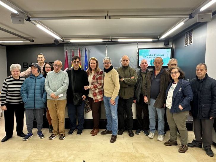 El Centro ‘Ágora’ de Albacete acoge el proyecto ‘Juntos creamos arte e inclusión’, dirigido a personas con y sin discapacidad