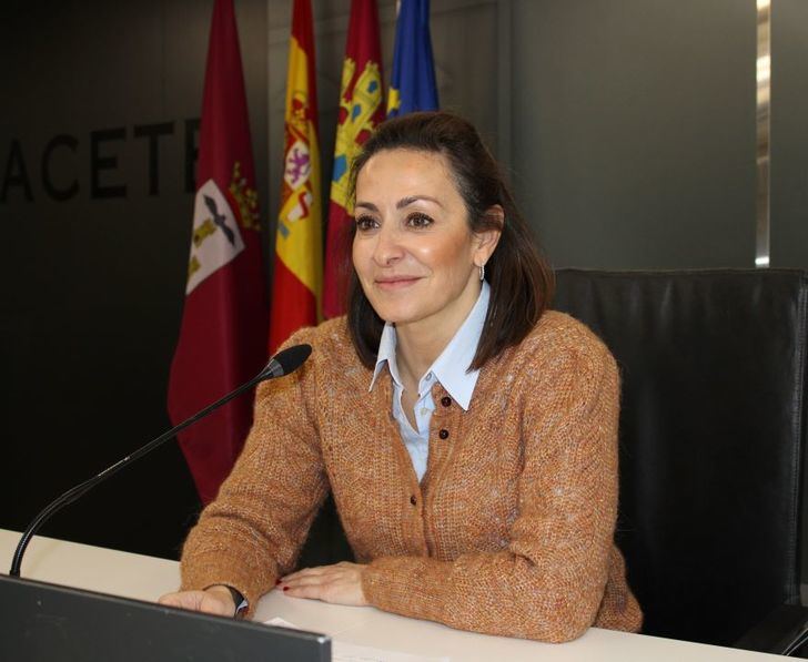 Rosa González de la Aleja asegura que el Plan de Poda de arbolado viario y zonas verdes 2023-2024 en Albacete no supondrá podas drásticas