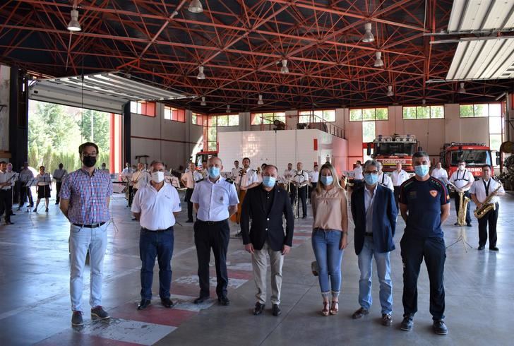 La Banda Sinfónica de Albacete homenajeó a los bomberos, policía y protección civil por su labor durante el estado de alarma