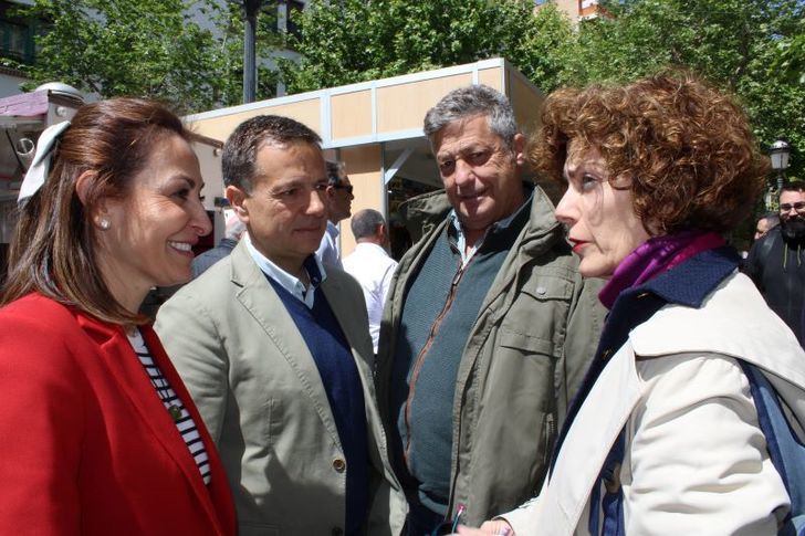 Manuel Serrano, alcalde de Albacete, asegura que la libertad de prensa y de expresión es un derecho fundamental