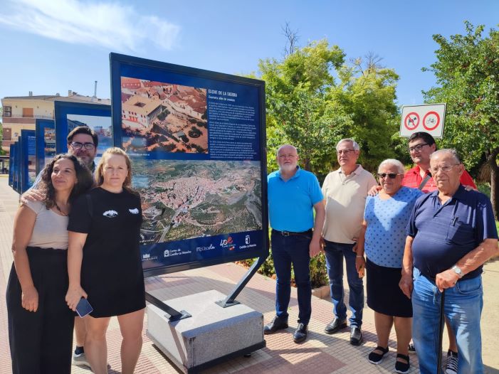 El municipio albaceteño de Elche de la Sierra acoge la Exposición Fotográfica “40 Años del Estatuto de Autonomía”
 