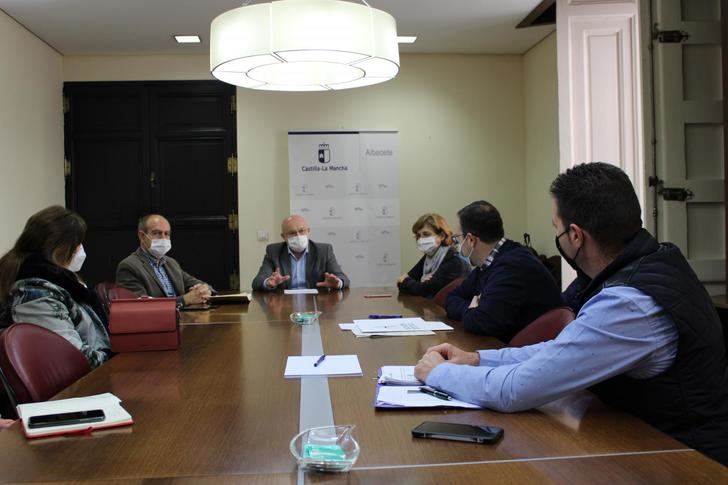 Consenso en las Cortes de Castilla-La Mancha en defensa de los mercadillos ambulantes