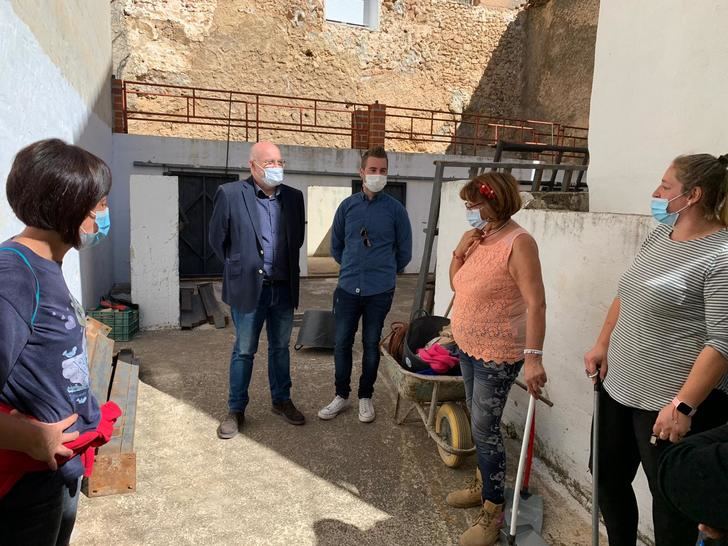 El Gobierno de Castilla-La Mancha invierte 300.000 euros en reformas de colegio, turismo y empleo en Férez