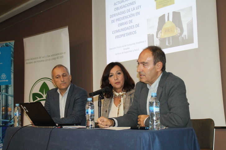 La Junta informa en Albacete de las obligaciones en materia de salud laboral de las Comunidades de Propietarios