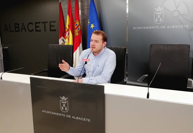 Manuel Martínez (PSOE) acusa al alcalde de Albacete del abandono de la ciudad