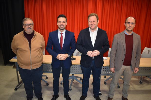 Zamora destaca la importancia del FEMUBA que “permite disfrutar de obras que sería muy difícil ver en Albacete”