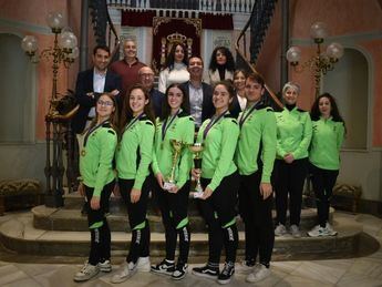 Cabañero recibe al equipo del Club Polideportivo Gimnasia Rítmica Chinchilla, Campeón del Mundo de Gimnasia Estética