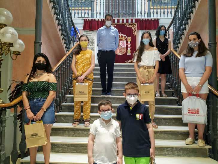 Entrega de premios del certamen de relato ‘Mi verano del 2020' impulsado por la Diputación