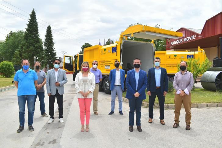 Dos nuevos camiones se incorporan al programa de recogida selectiva de envases de la Diputación de Albacete