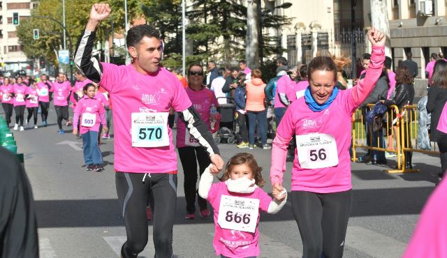 AMAC presenta esta Feria 2019 la Navaja Solidaria Nieto Rosa, y organiza el día 29 la carrera del XI ‘Memorial María José Merlos’