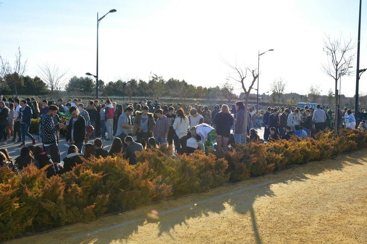 Imagen de archivo del botellón de Jueves Lardero, junto al campus universitario