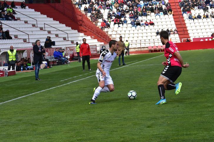 El Albacete, en una posición cómoda, recibe a un Cádiz que sigue pensando en el ascenso