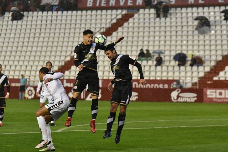 El Albacete Balompié buscará un buen resultado en Almería para 'seguir mirando hacia arriba'